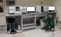 Лабораторный стол с выдвижными полками